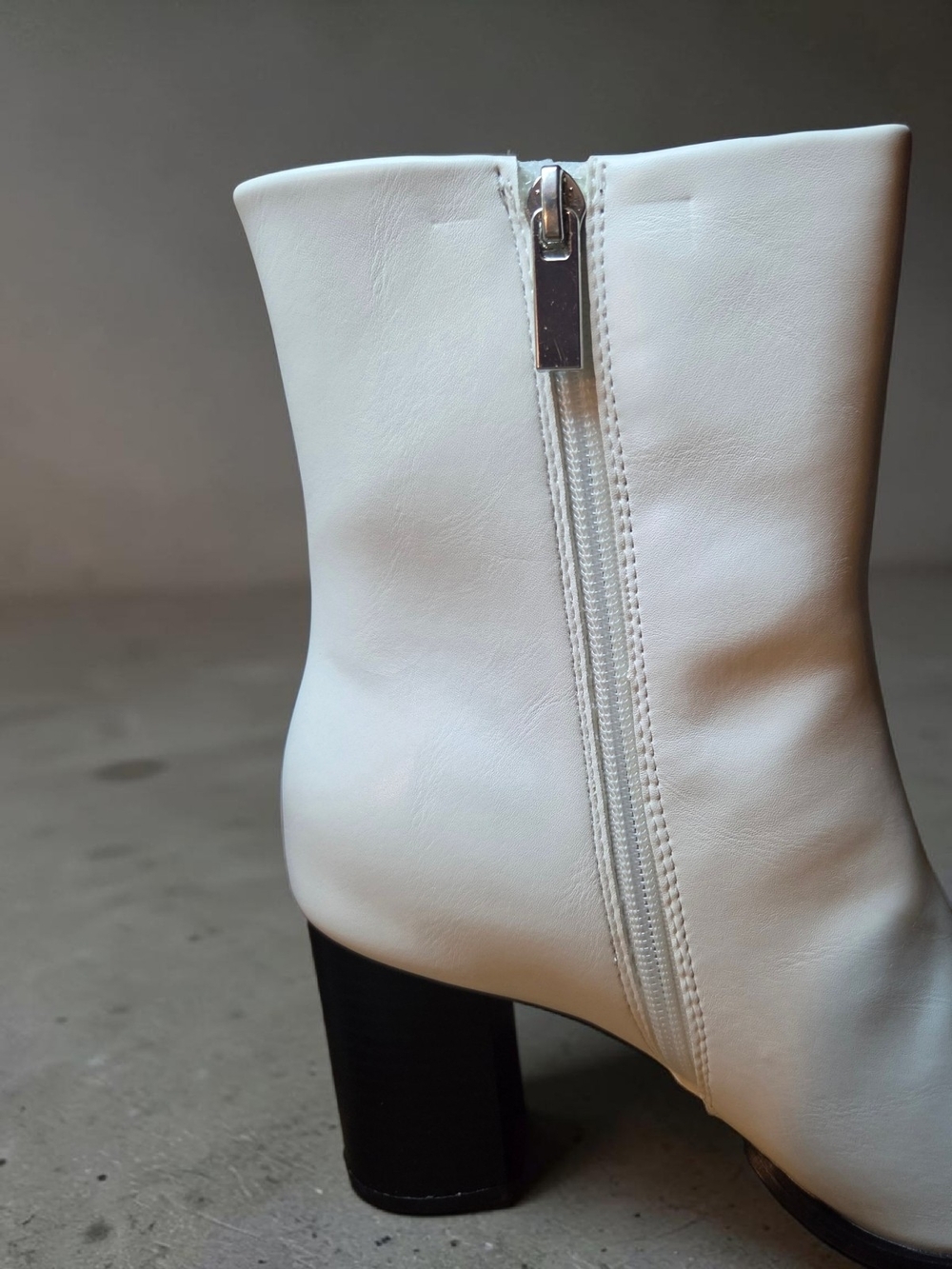 CELLENZ Women's Heel Ankle Boots in White Size 6.5 ♡ - Picture 4 of 8